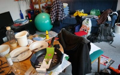 Less Is More: A Fresh Approach to Decluttering Your Home